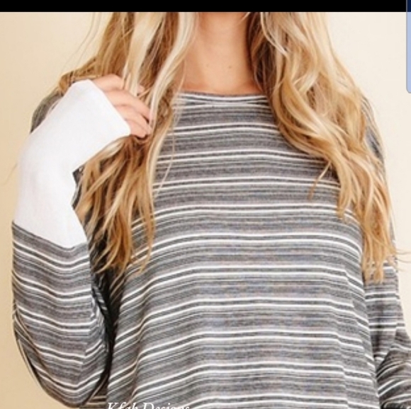 K FAB DESIGNS Casual Black and White Strip Top w/Contrast - Picture 1 of 5